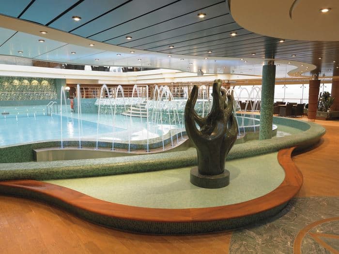 MSC Cruises MSC Fantasia Pools 0.jpg